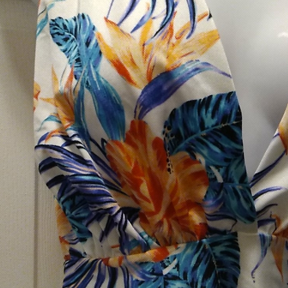 Nwt Halter Top Bathing Suit - Picture 3 of 8